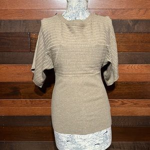 Joseph A. Scoop Neck 3/4 Dolman Sleeve Tan Knit Sweater